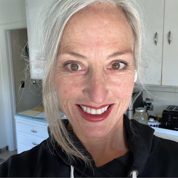 Meet your Posher, Katharina - Picture 1 of 1